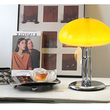 Bauhaus Pilz Asztali Lámpa