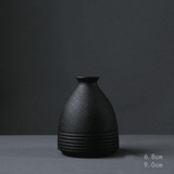 Mélysötét Textúrált Kerámia Vázák